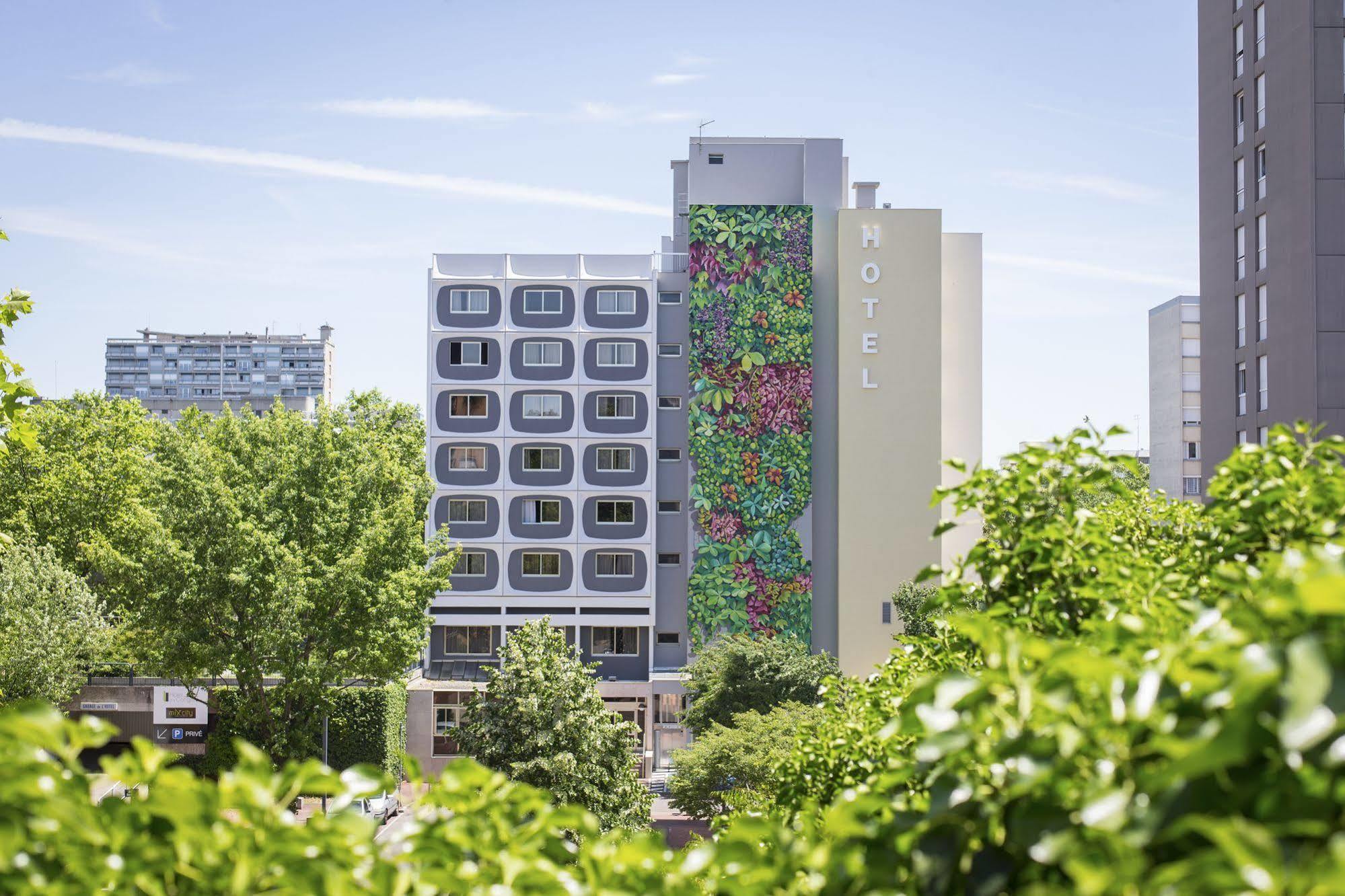 Hotel Des Congres Villeurbanne Exteriör bild